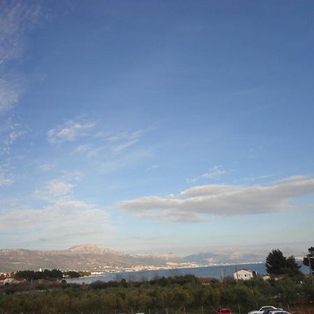 Apartman Bozic Daire Kaštel Štafilić Dış mekan fotoğraf